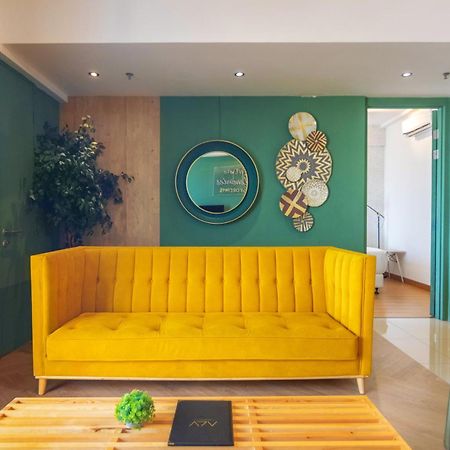 Tropicana 218 X Airlevate Suites George Town Eksteriør bilde