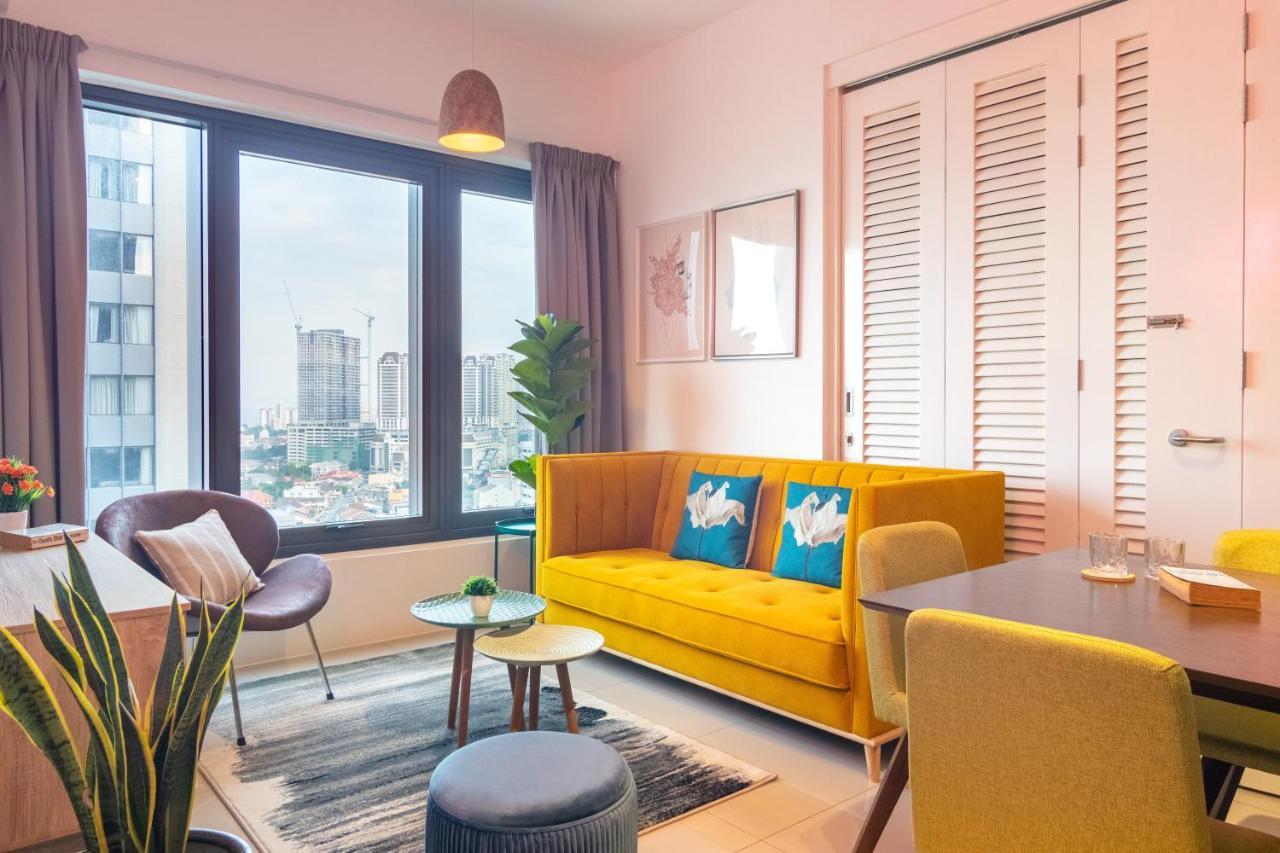 Tropicana 218 X Airlevate Suites George Town Eksteriør bilde