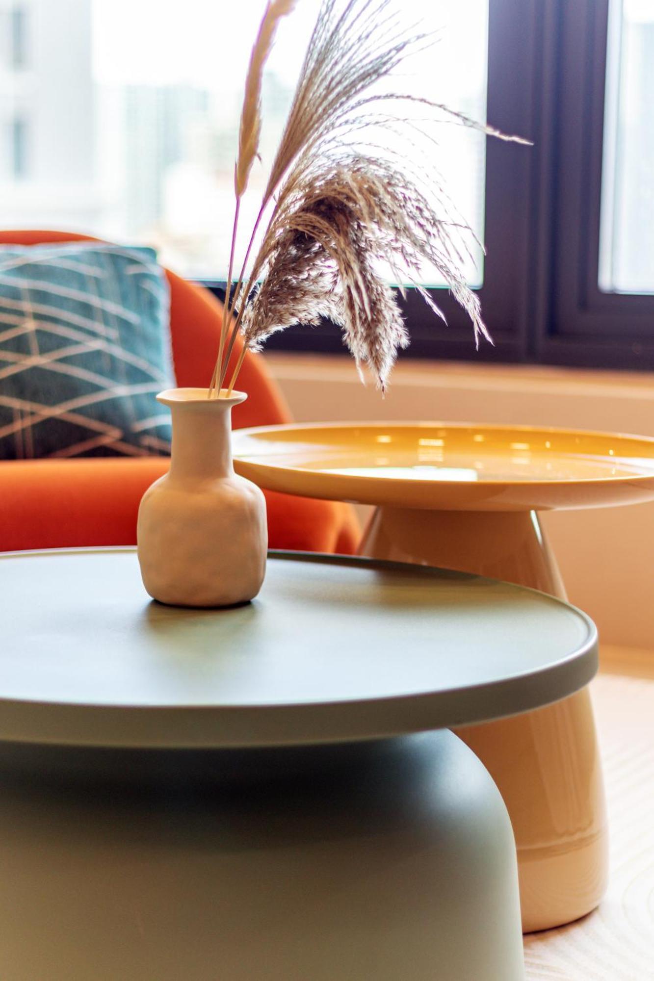 Tropicana 218 X Airlevate Suites George Town Eksteriør bilde