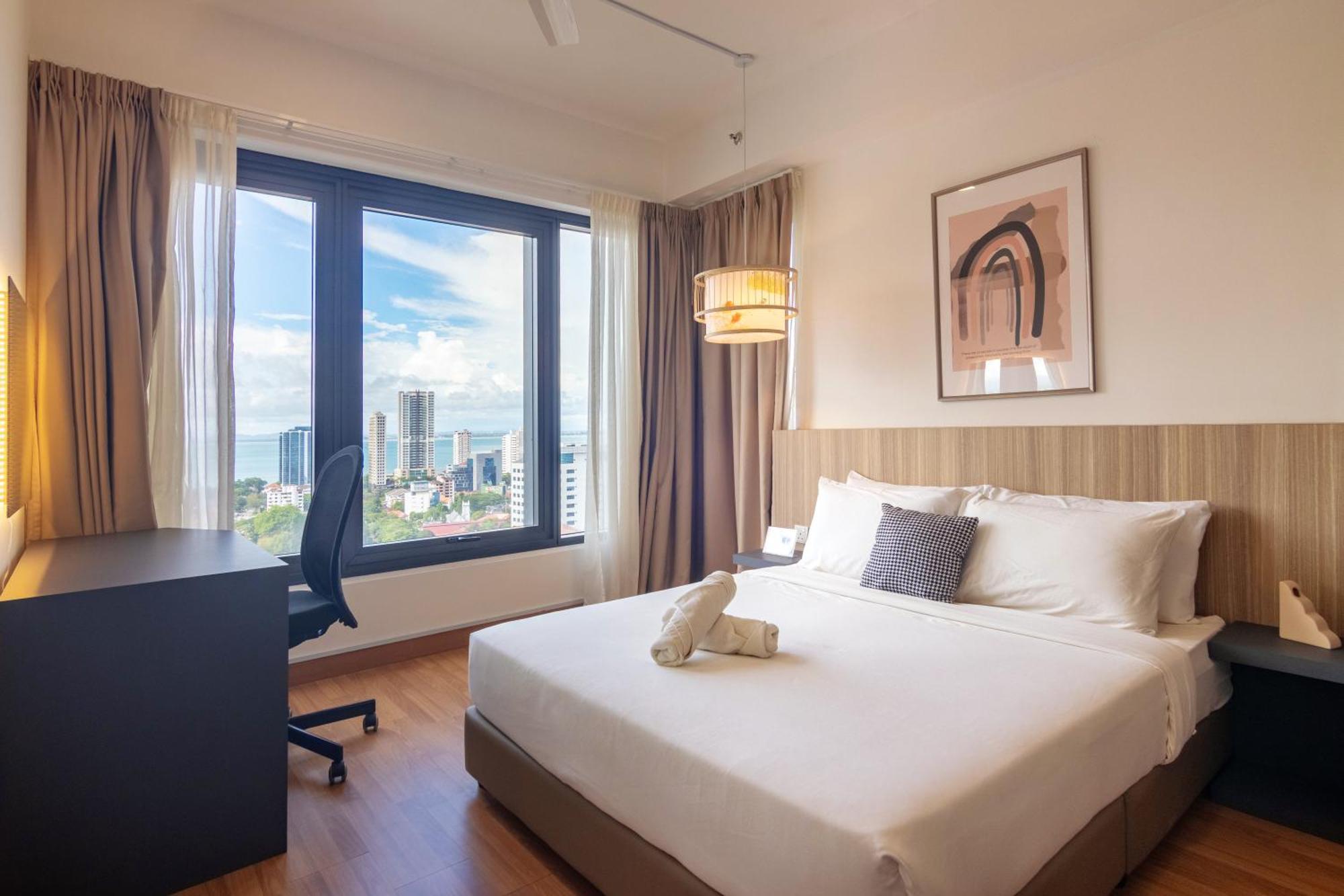 Tropicana 218 X Airlevate Suites George Town Eksteriør bilde