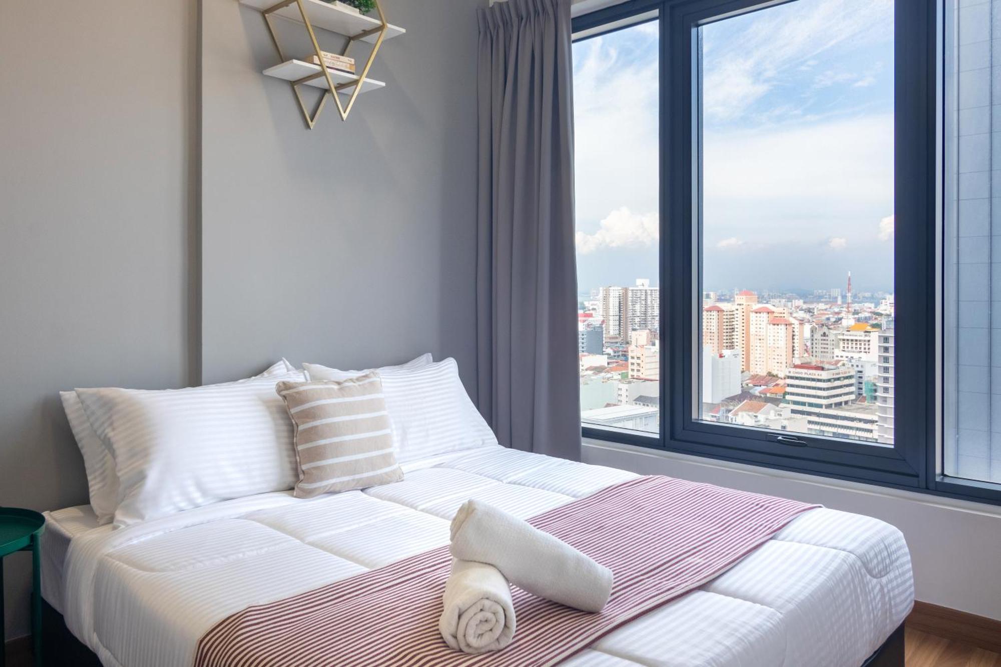 Tropicana 218 X Airlevate Suites George Town Rom bilde