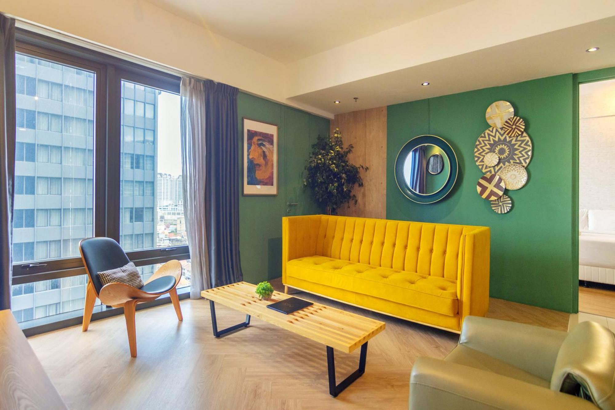 Tropicana 218 X Airlevate Suites George Town Eksteriør bilde