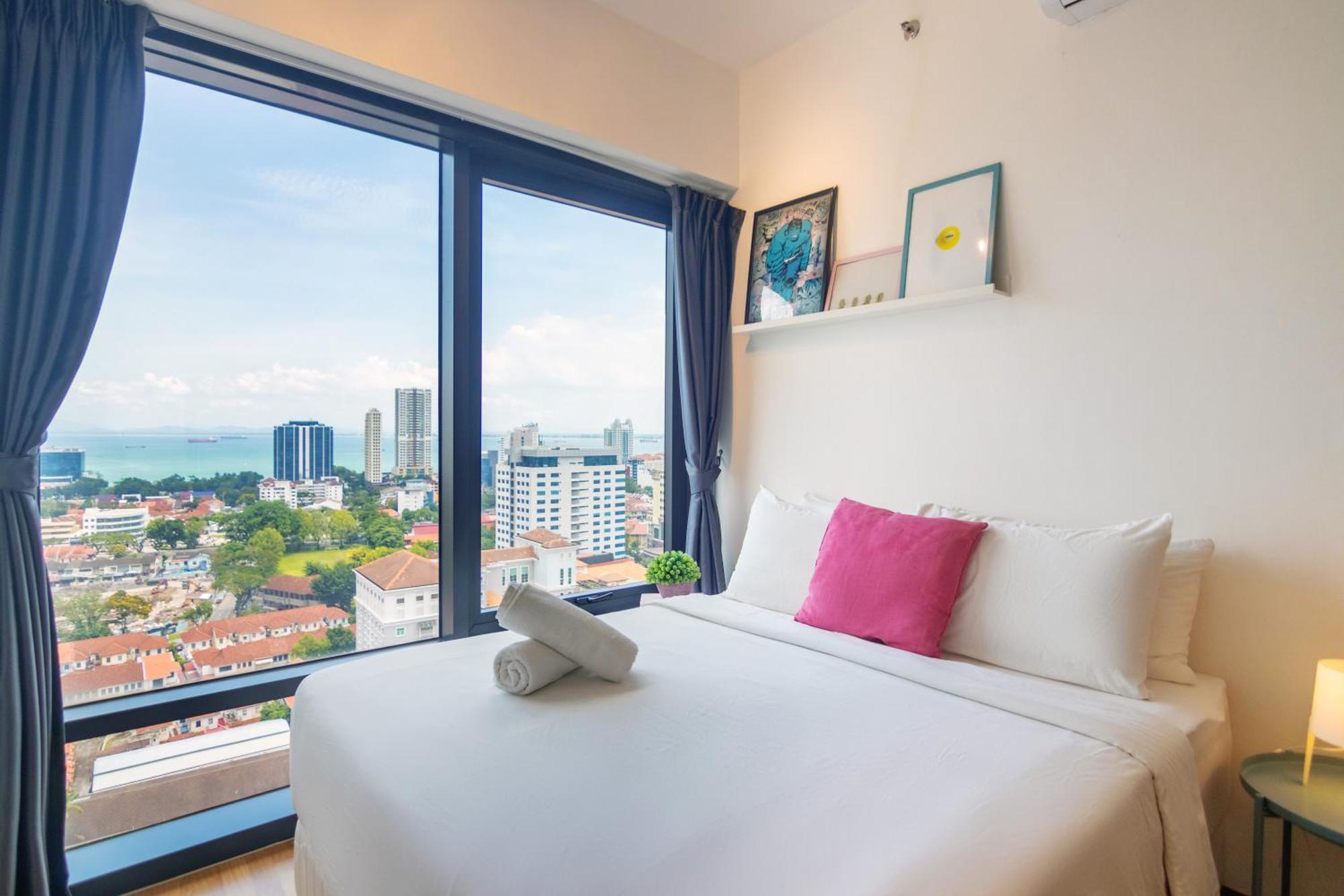 Tropicana 218 X Airlevate Suites George Town Eksteriør bilde