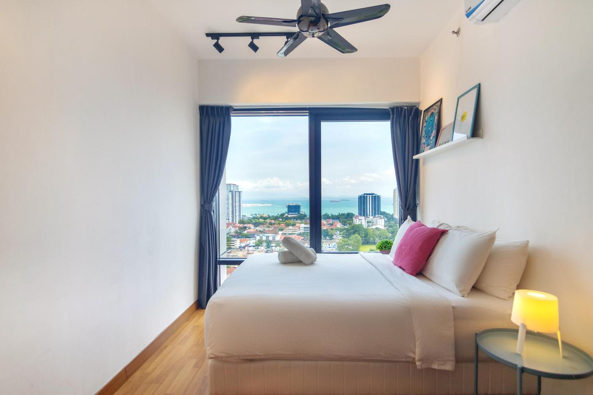 Tropicana 218 X Airlevate Suites George Town Eksteriør bilde