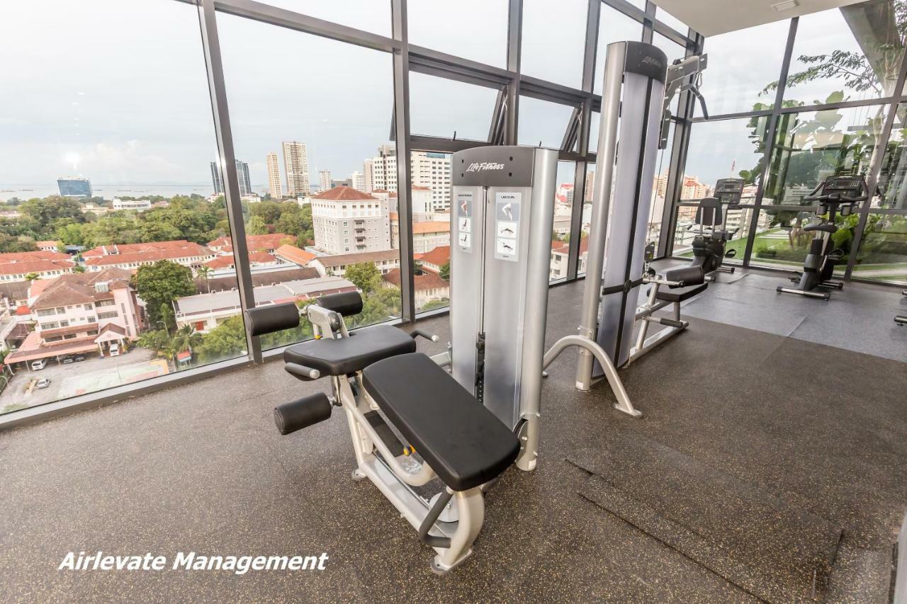 Tropicana 218 X Airlevate Suites George Town Eksteriør bilde